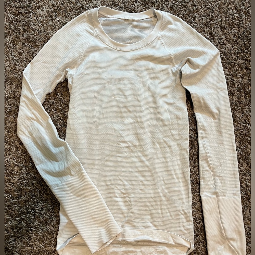 Lululemon swiftly tech